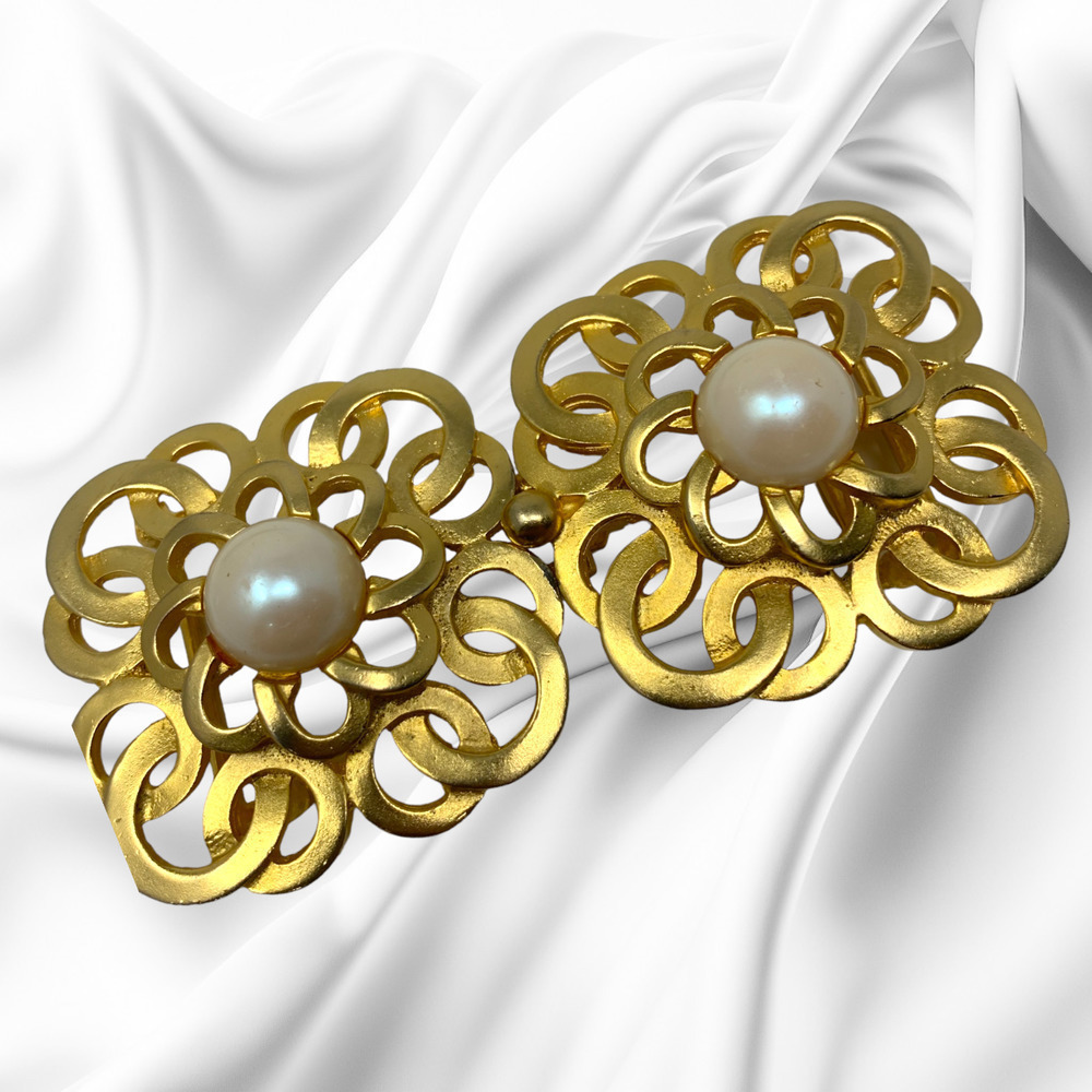 Vintage 1980s Mimi D N 2 Piece Belt Buckle Filigree Faux Pearl Gold Tone + Belt
